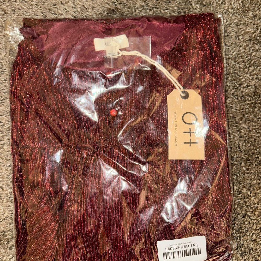 Red Metallic Top - Picture 2 of 9